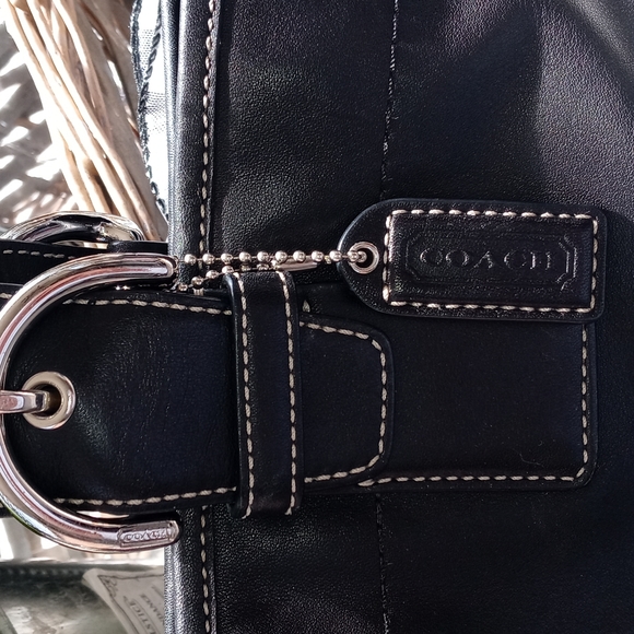 COACK BLACK LEATHER PURSE /HANDBAG - Picture 2 of 7